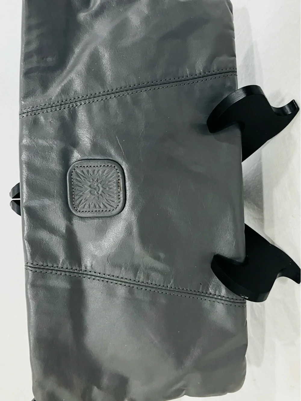 Vtg Anne Klein Gray Leather Clutch/Wristlet w/ Cloth Liner